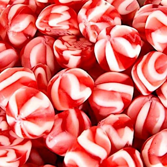 Strawberry Twist Kisses